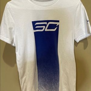 Under Armour size youth XL